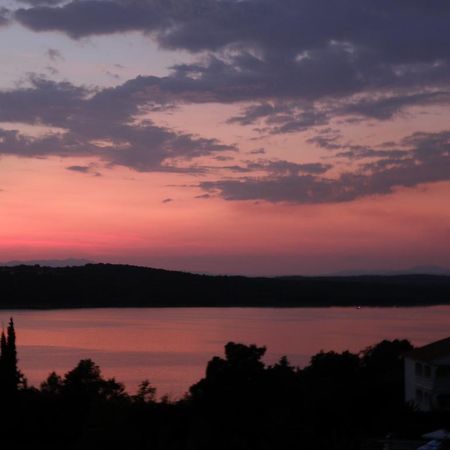 Holiday Home Bukovac Klimno Exterior photo